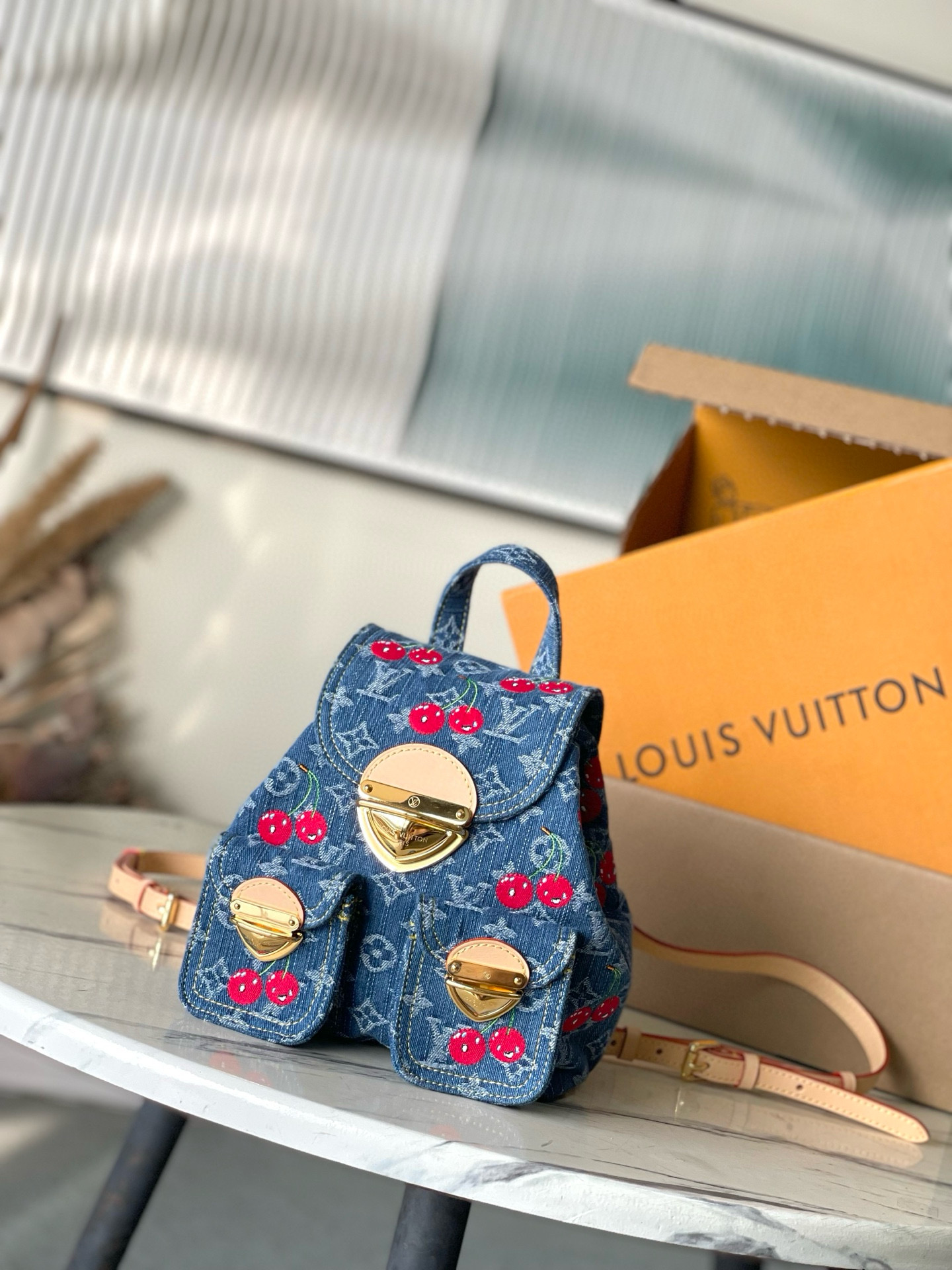 루이비통 M13679 여자가방