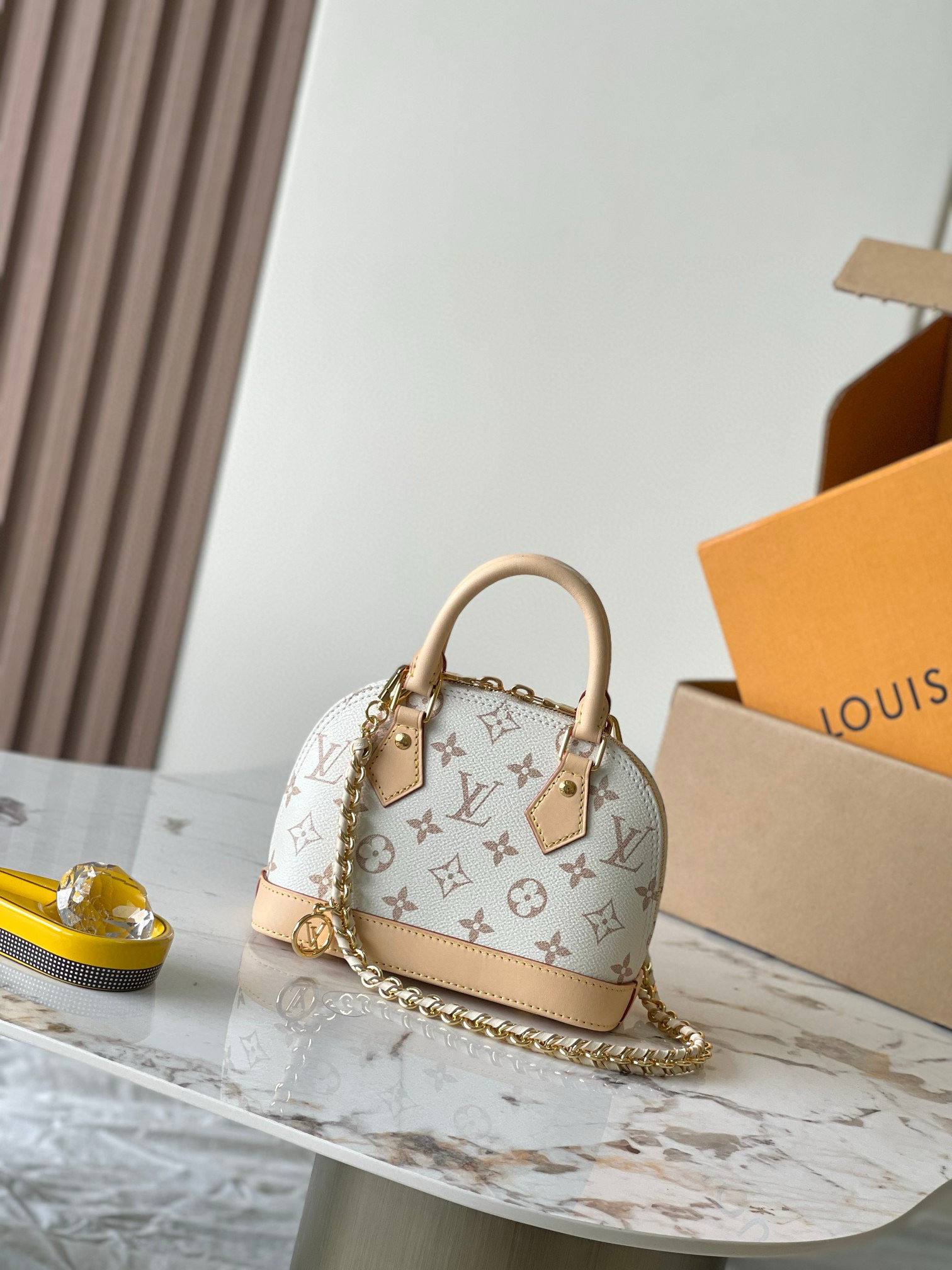 루이비통 M25529 여자가방