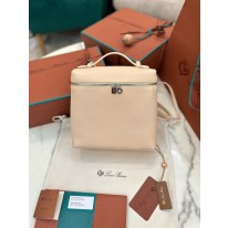 로로피아나 여자가방