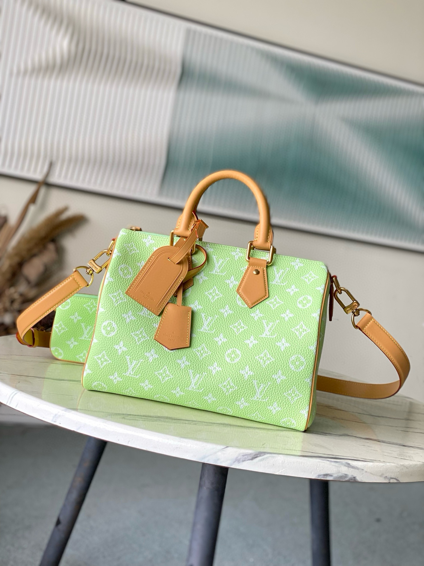 루이비통  M24435 여자가방