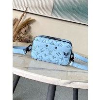 루이비통 M14790 남녀공용가방