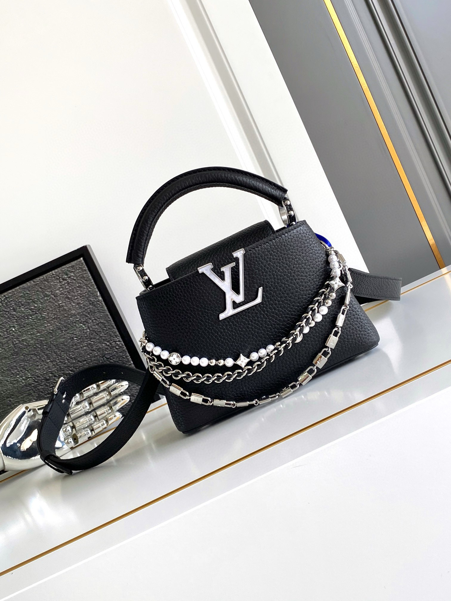 루이비통 M11908 여자가방