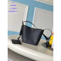 루이비통 M13480 여자가방