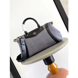 루이비통 M14702 여자가방