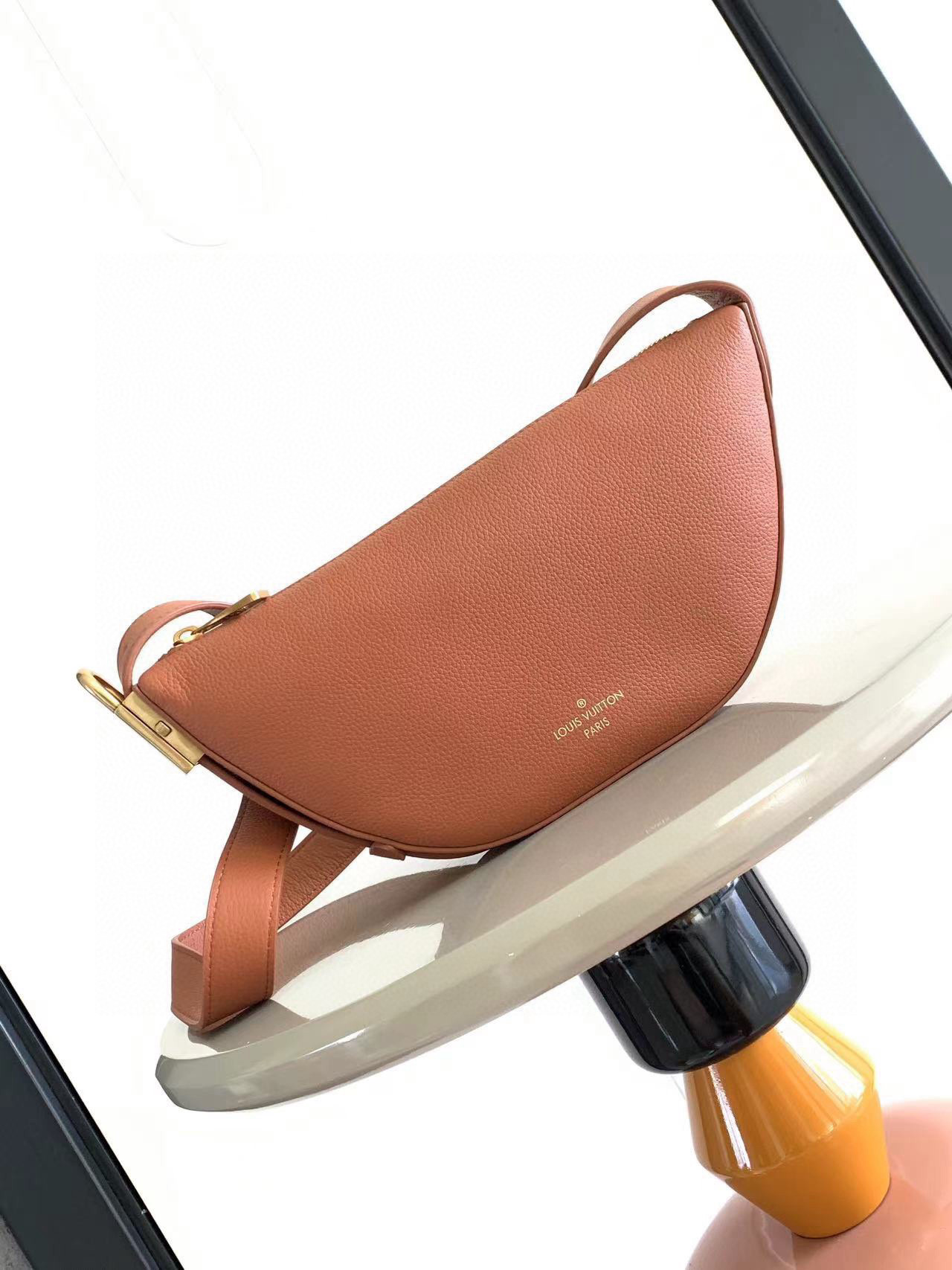 루이비통M11429 M83546 벨트백-힙색-허리가방