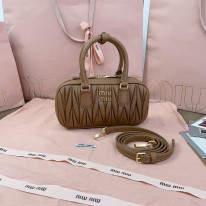 미우미우 5BP088 여자가방