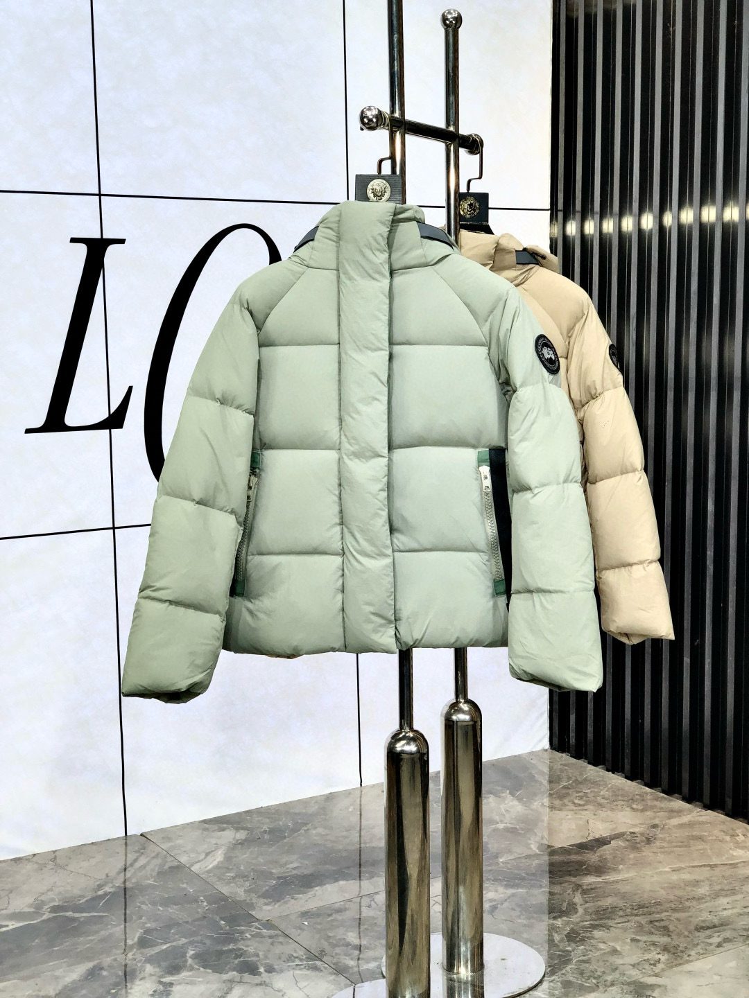 캐나다구스 남녀공용 패딩