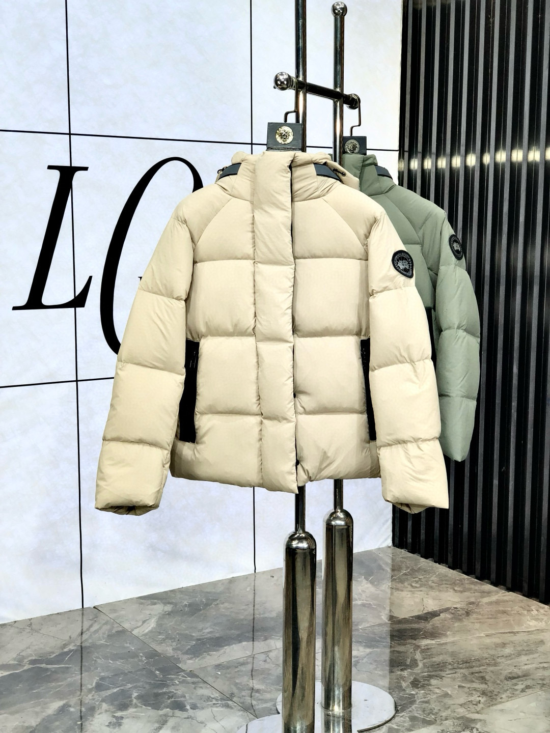 캐나다구스 남녀공용 패딩