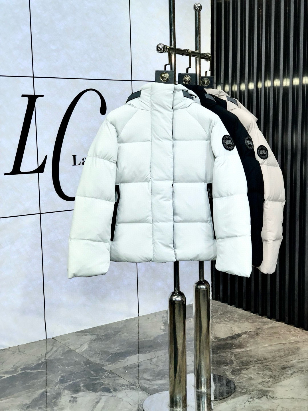 캐나다구스 남녀공용 패딩