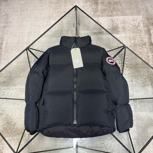 캐나다구스 남자 패딩