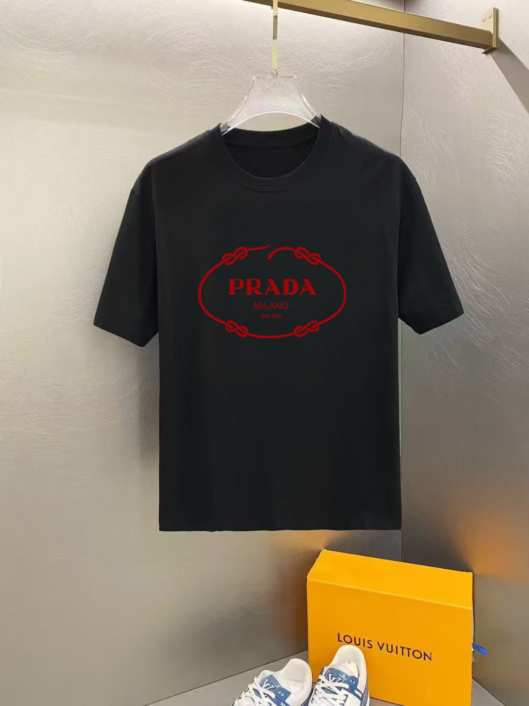 프라다 남자 반팔티 2컬러