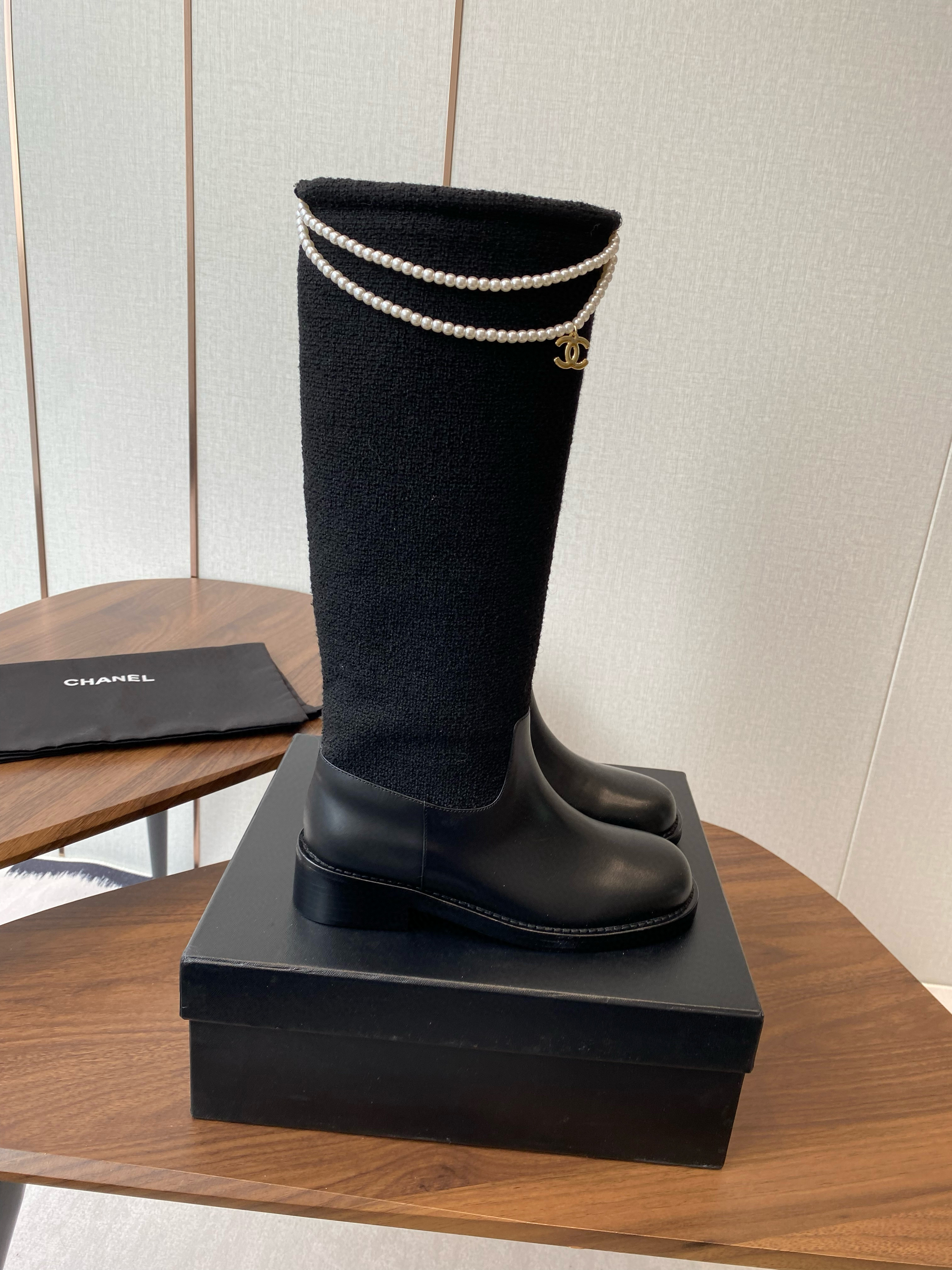 샤넬 여자 부츠