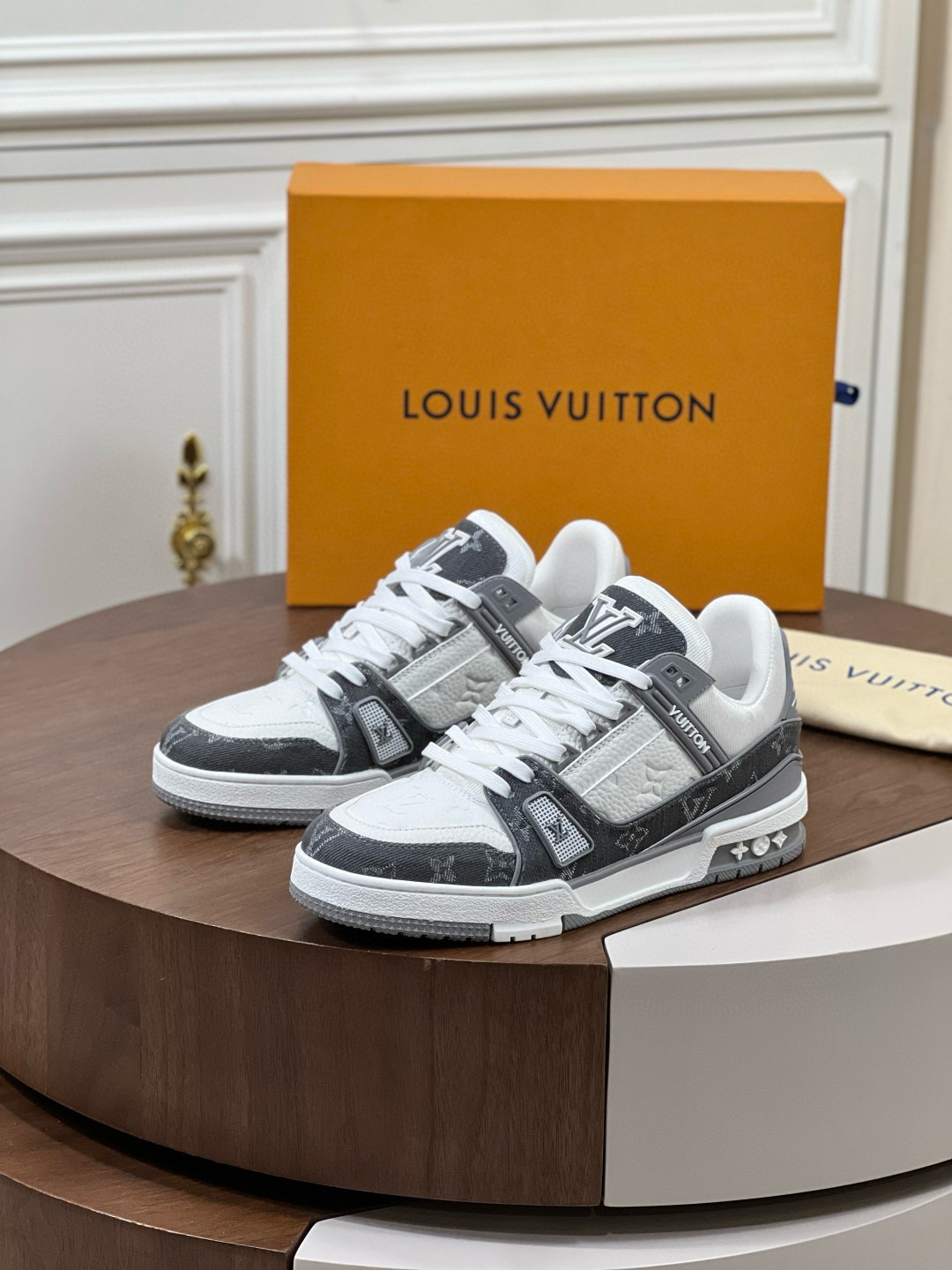 루이비통 트레이너 남자  신발 운동화 스니커즈