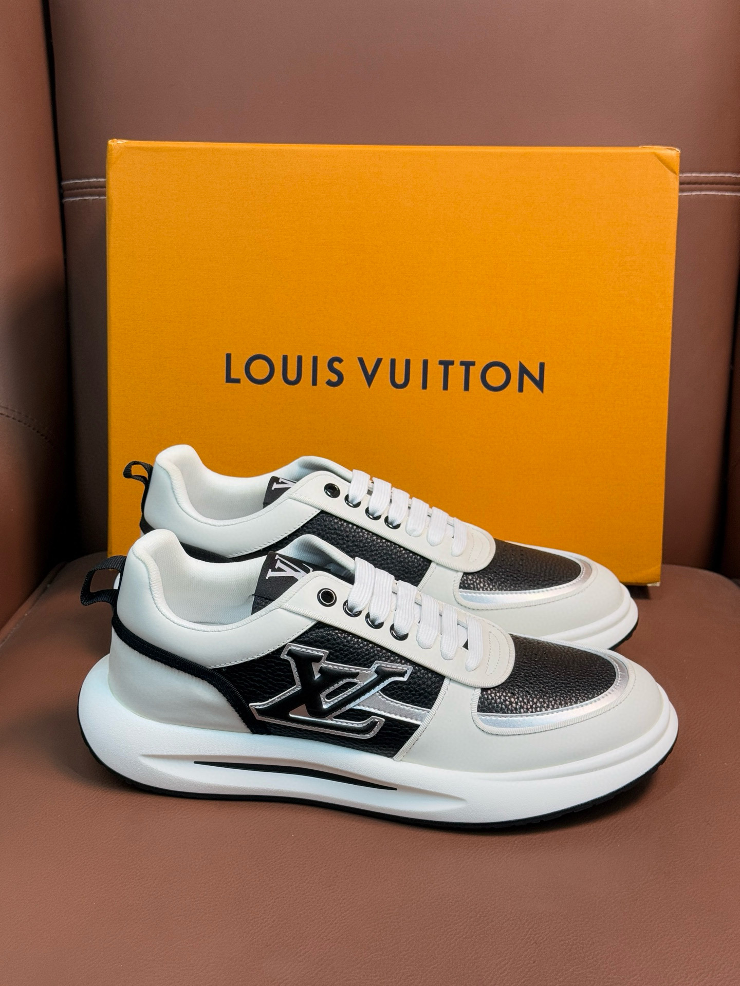 루이비통 남자 신발 운동화 스니커즈