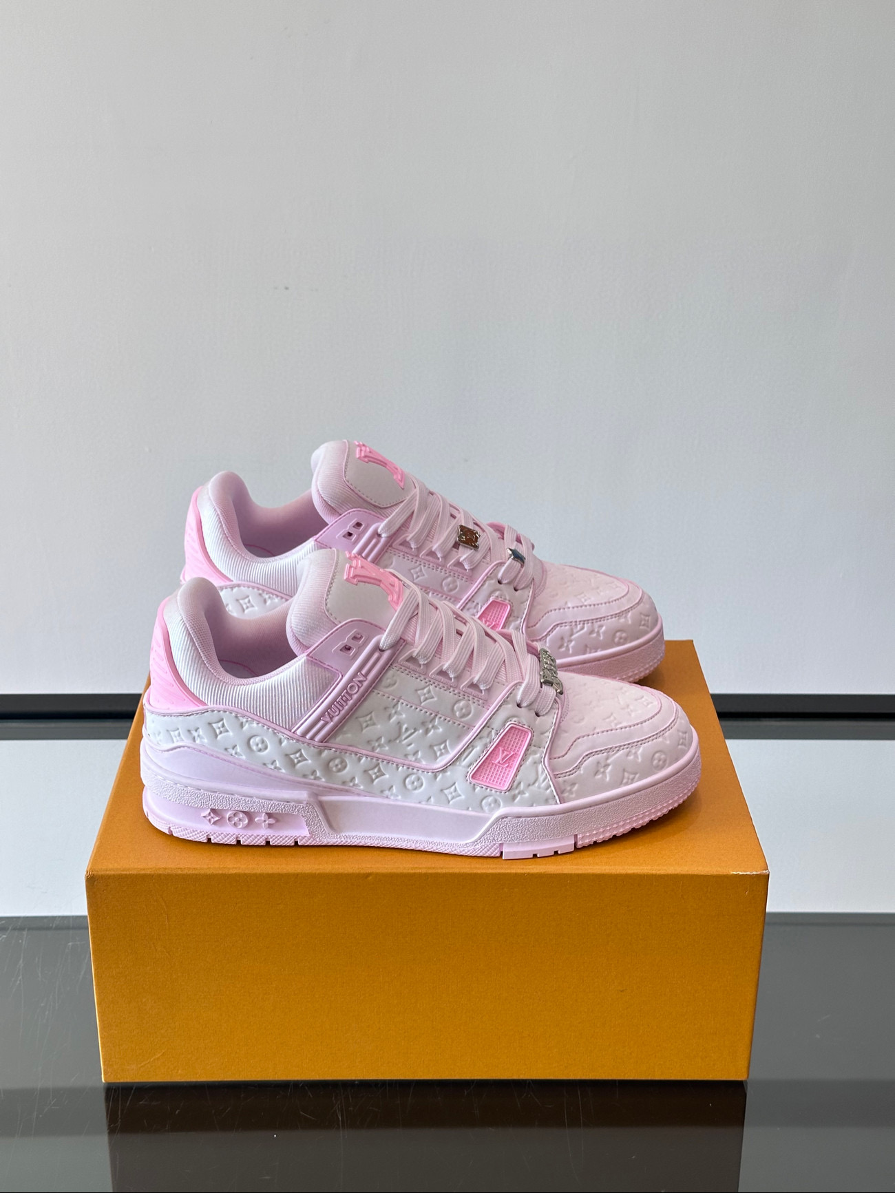 루이비통 트레이너 남자 신발 운동화 스니커즈