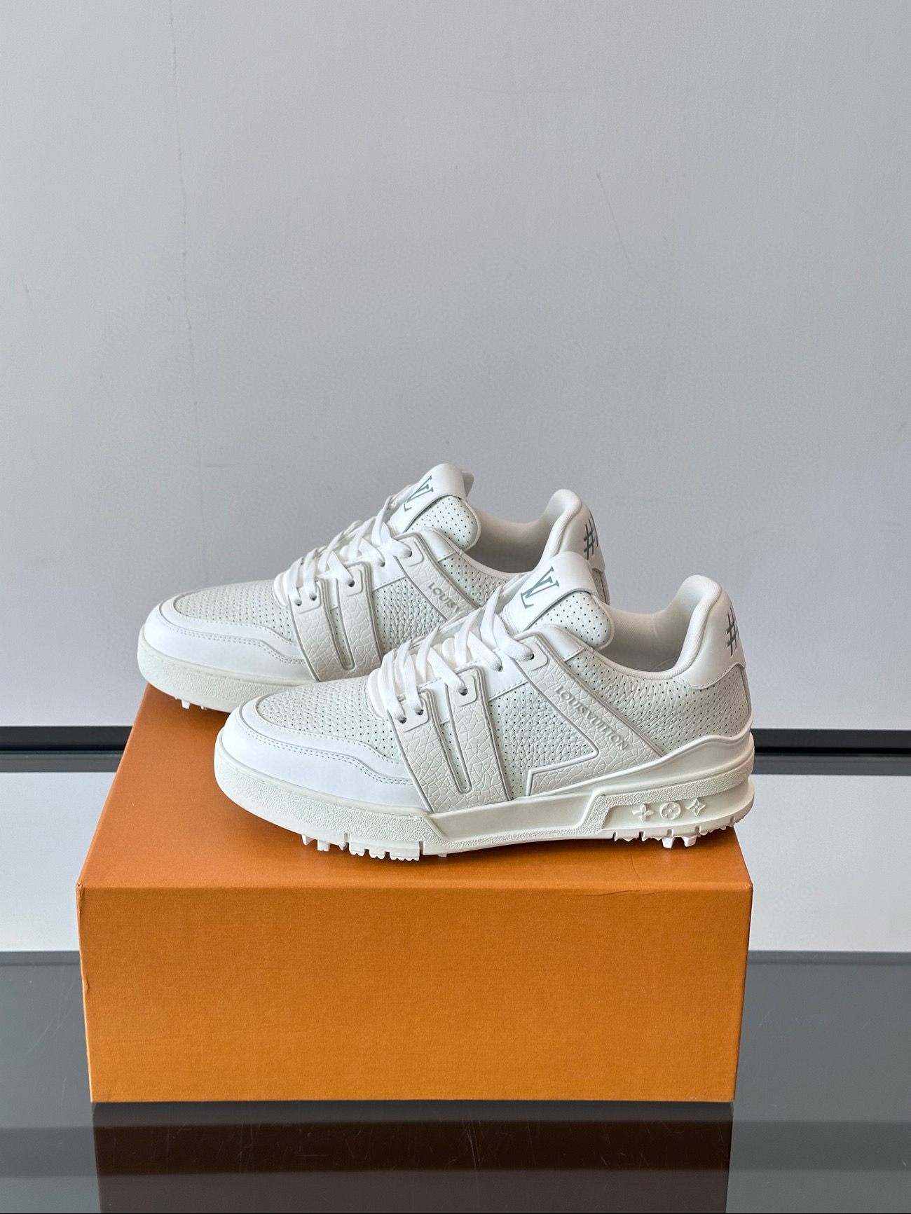 루이비통 트레이너 남자 신발 운동화 스니커즈