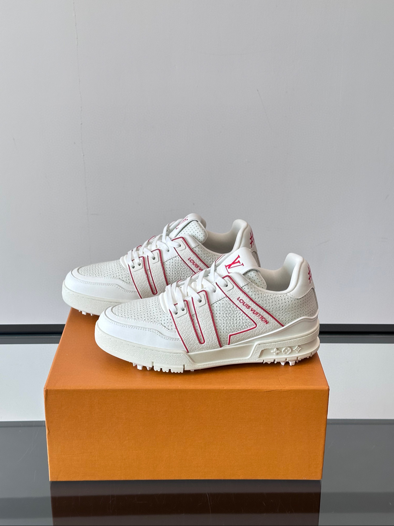 루이비통 트레이너 남자 신발 운동화 스니커즈