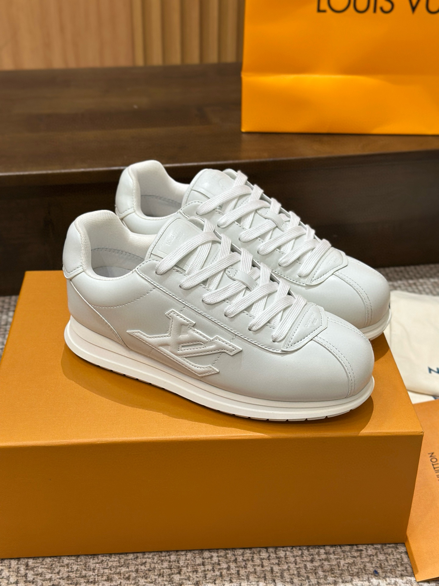 루이비통 남자 신발 운동화 스니커즈