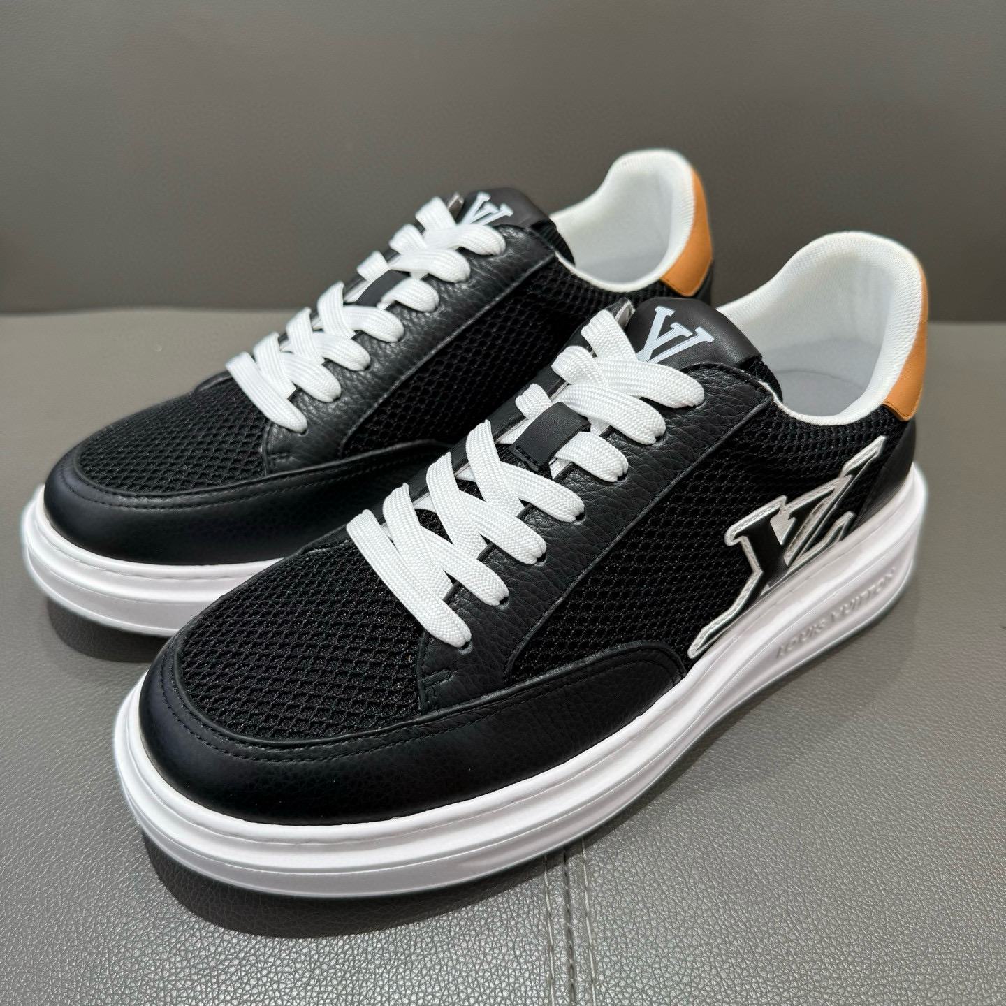 루이비통 남자 신발 운동화 스니커즈