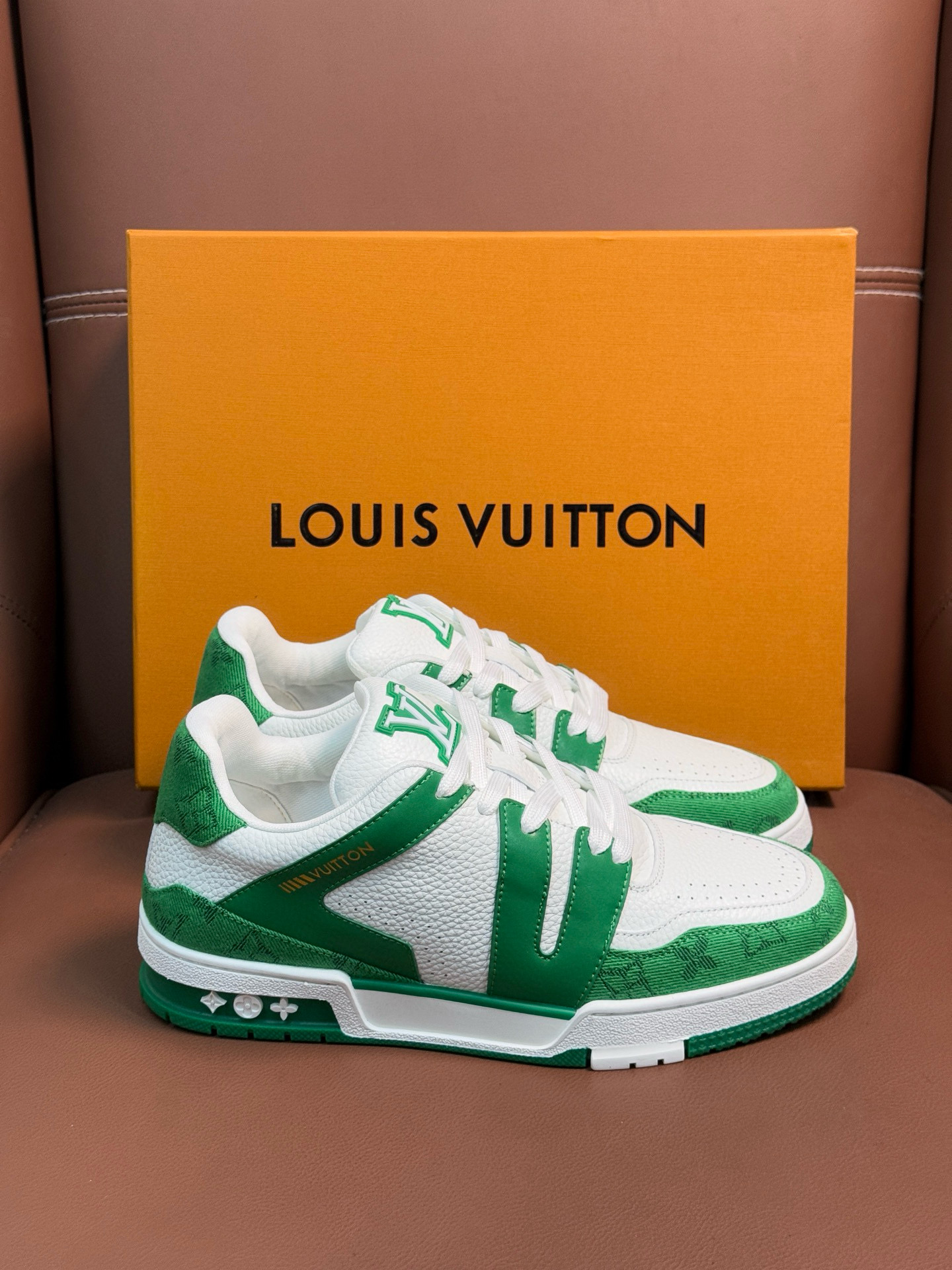 루이비통 트레이너 남자 신발 운동화 스니커즈