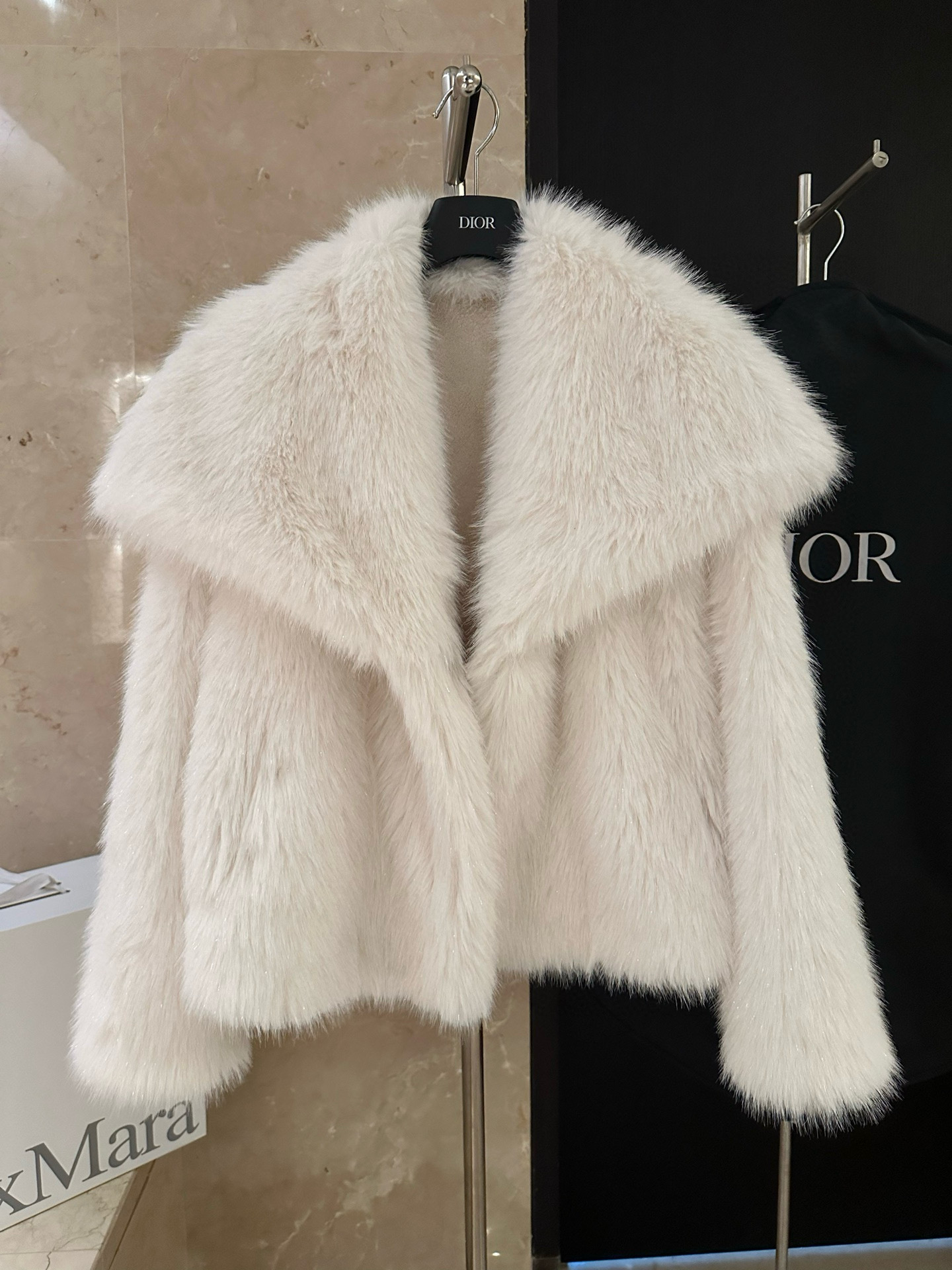 디올 여자 자켓