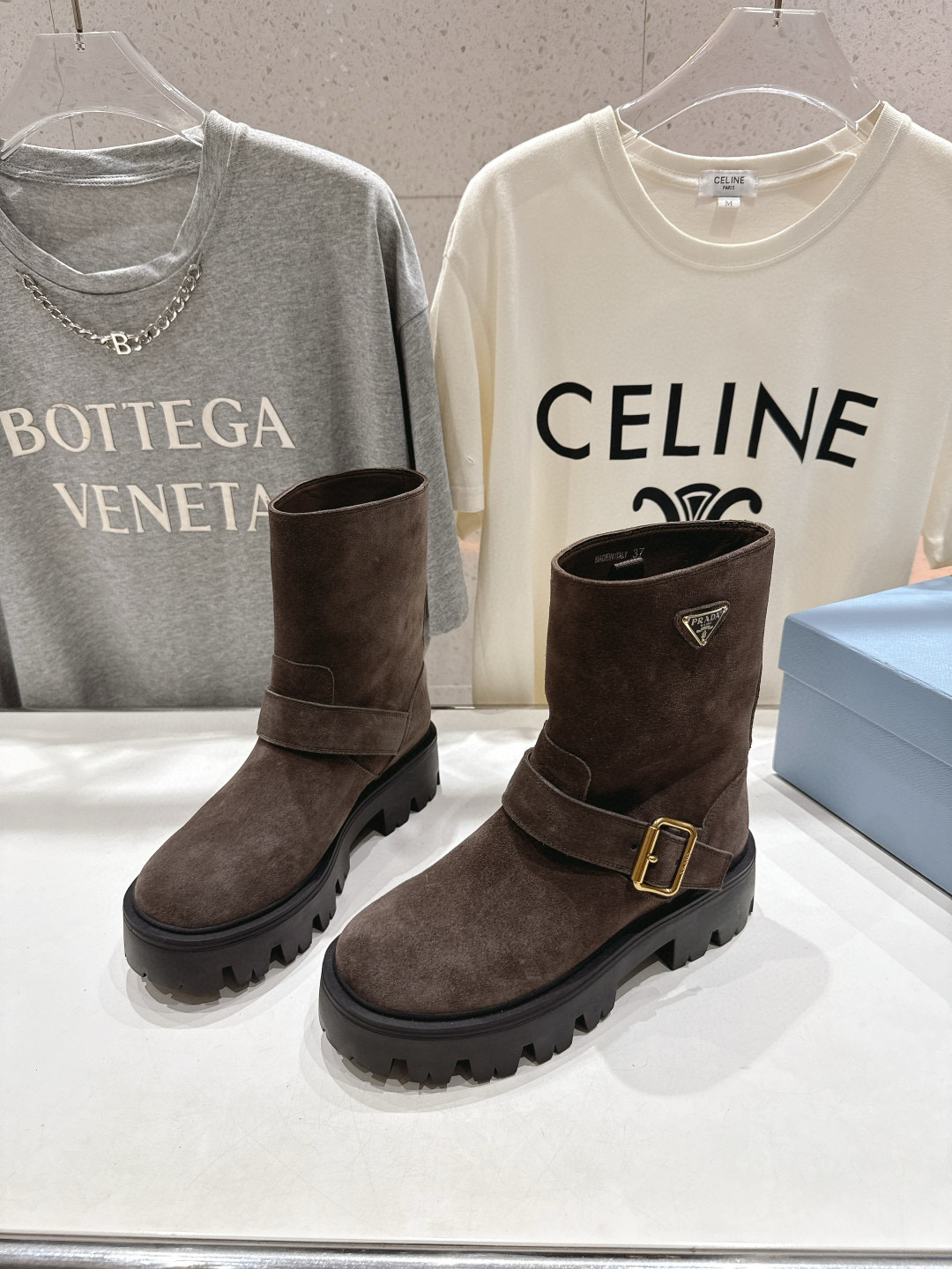 프라다 여자 부츠