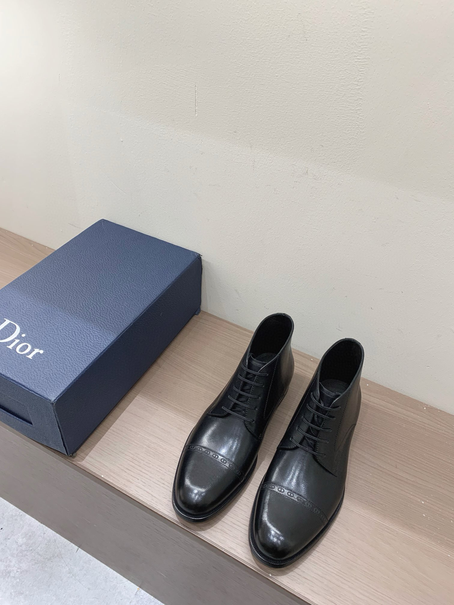 디올 남자 부츠