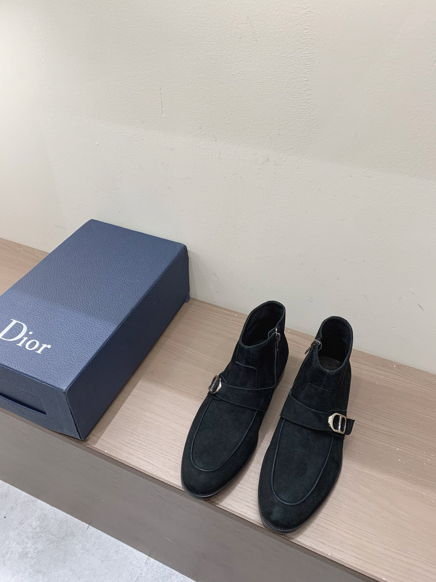 디올 남자 부츠