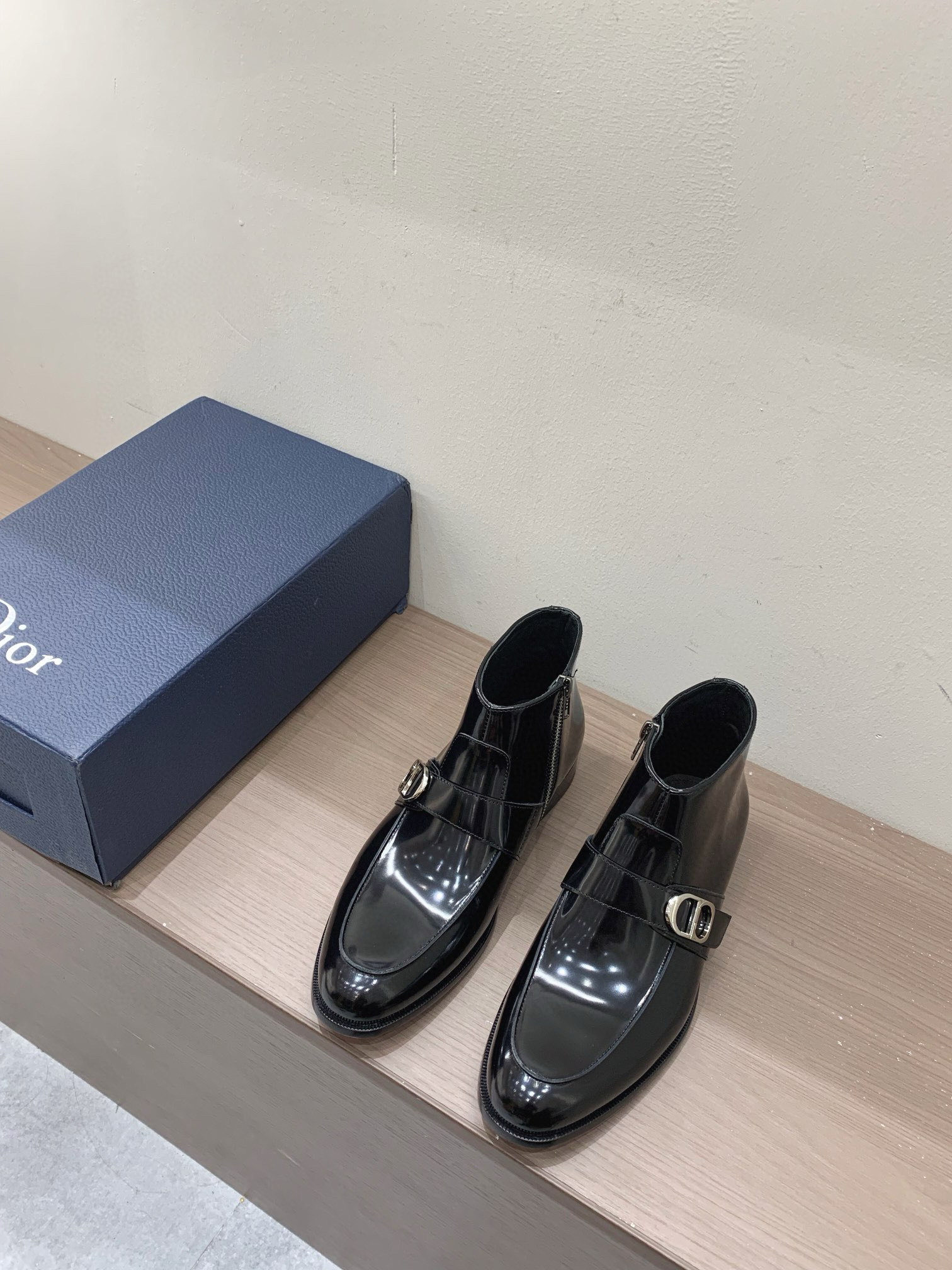 디올 남자 부츠