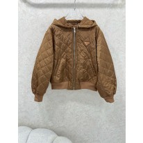 프라다 여자 패딩