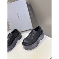 발렌시아가 8CM 여자 부츠