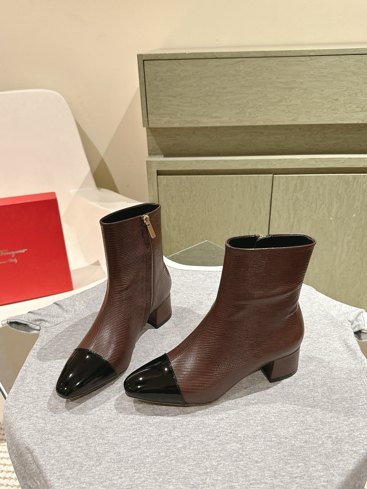 살바토레 페라가모 4.5CM 여자 부츠