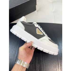 프라다 남자 스니커즈 신발 운동화