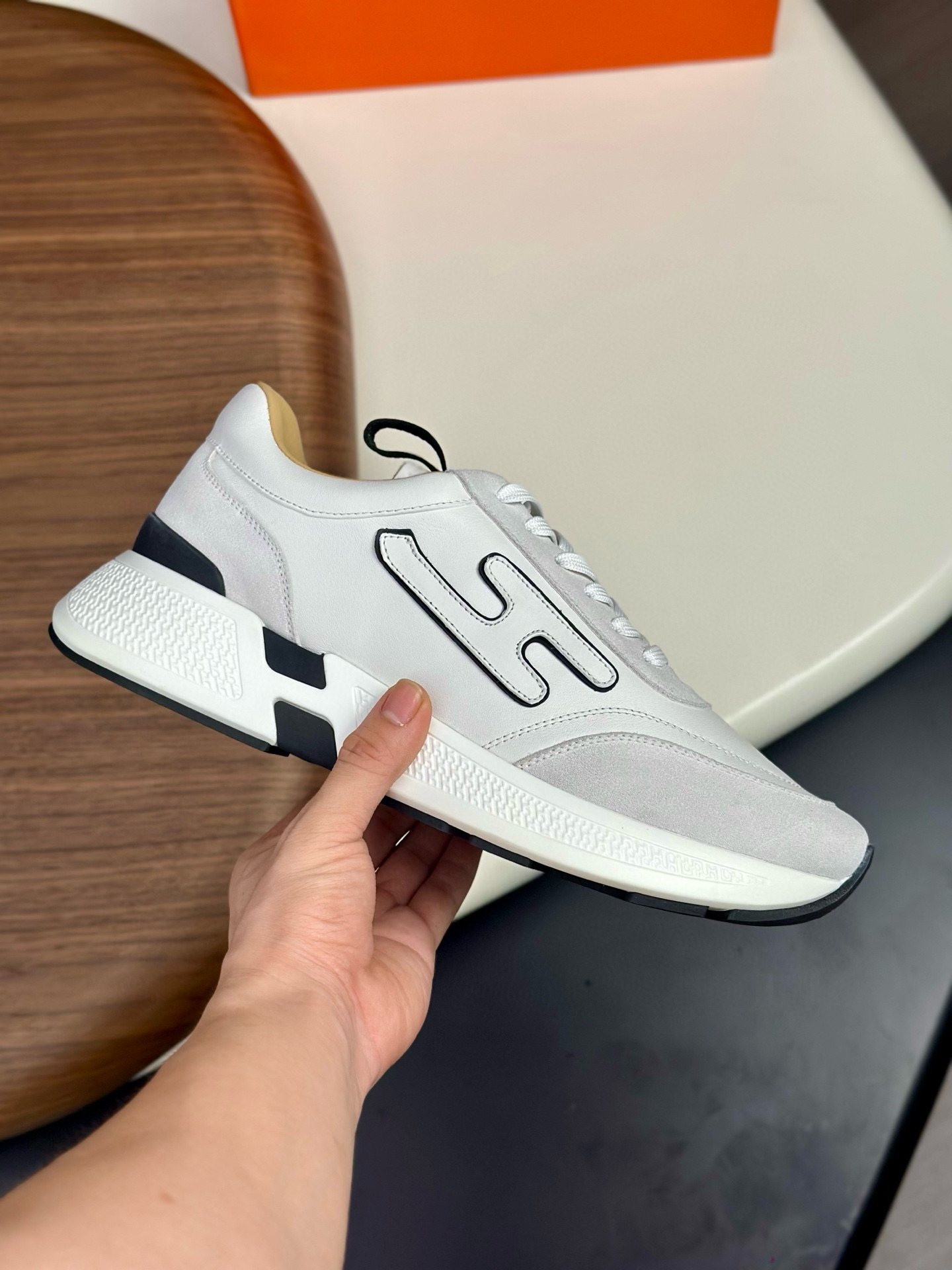 에르메스 남자 신발 운동화 스니커즈