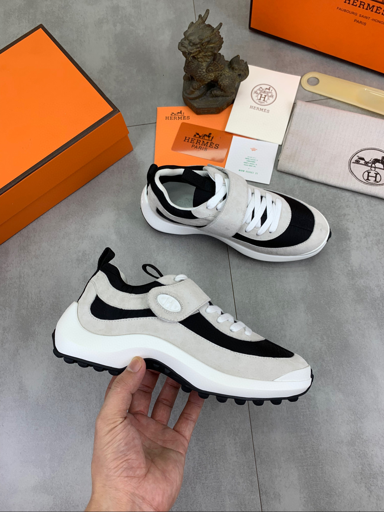 에르메스 남녀공용 신발 운동화 스니커즈