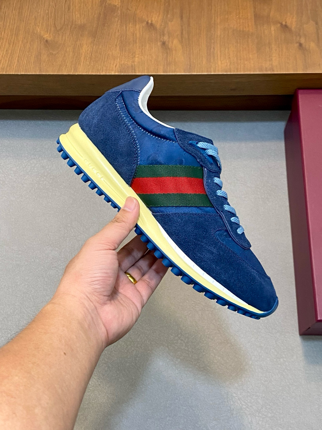 구찌 남녀공용 신발 운동화 스니커즈