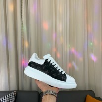 알렉산더 맥퀸 남녀공용 신발 운동화 스니커즈