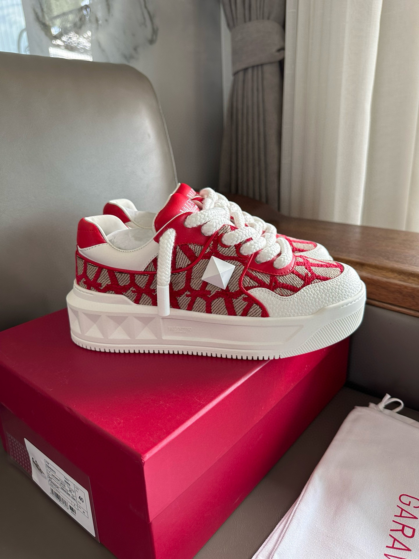 발렌티노 남녀공용 신발 운동화 스니커즈