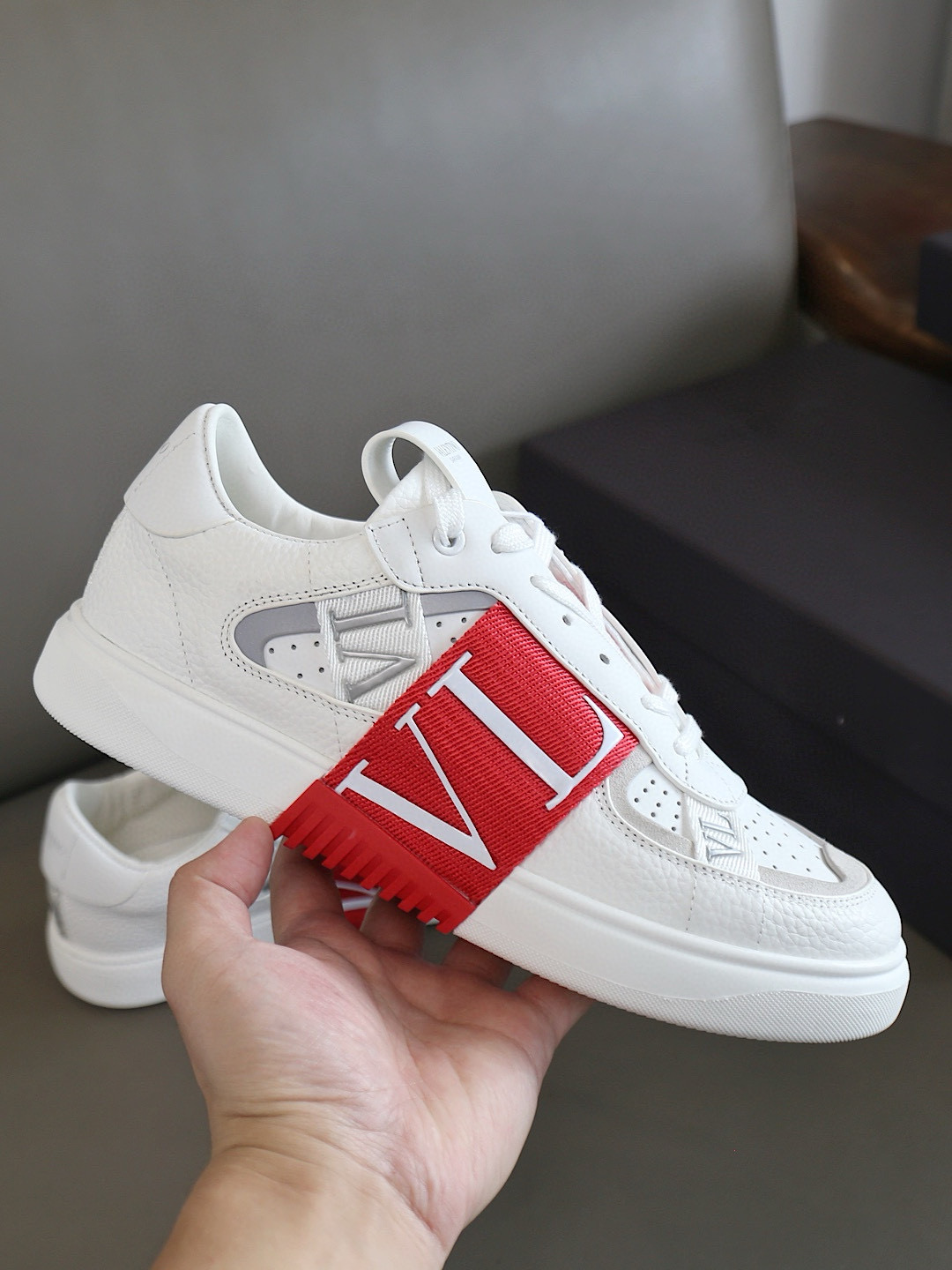 발렌티노 남녀공용 신발 운동화 스니커즈