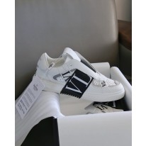 발렌티노 남녀공용 신발 운동화 스니커즈