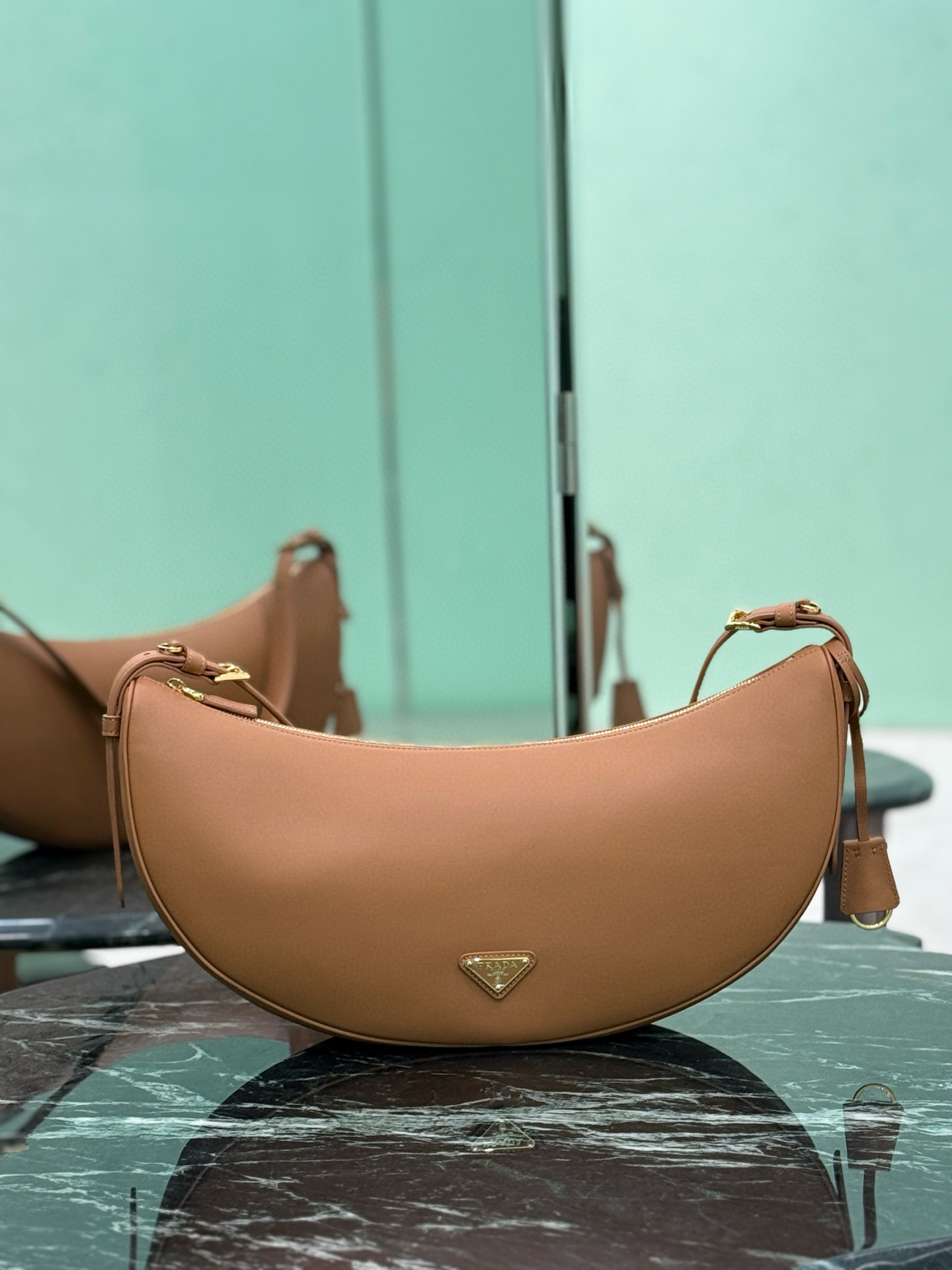 프라다 1BC255 여자가방