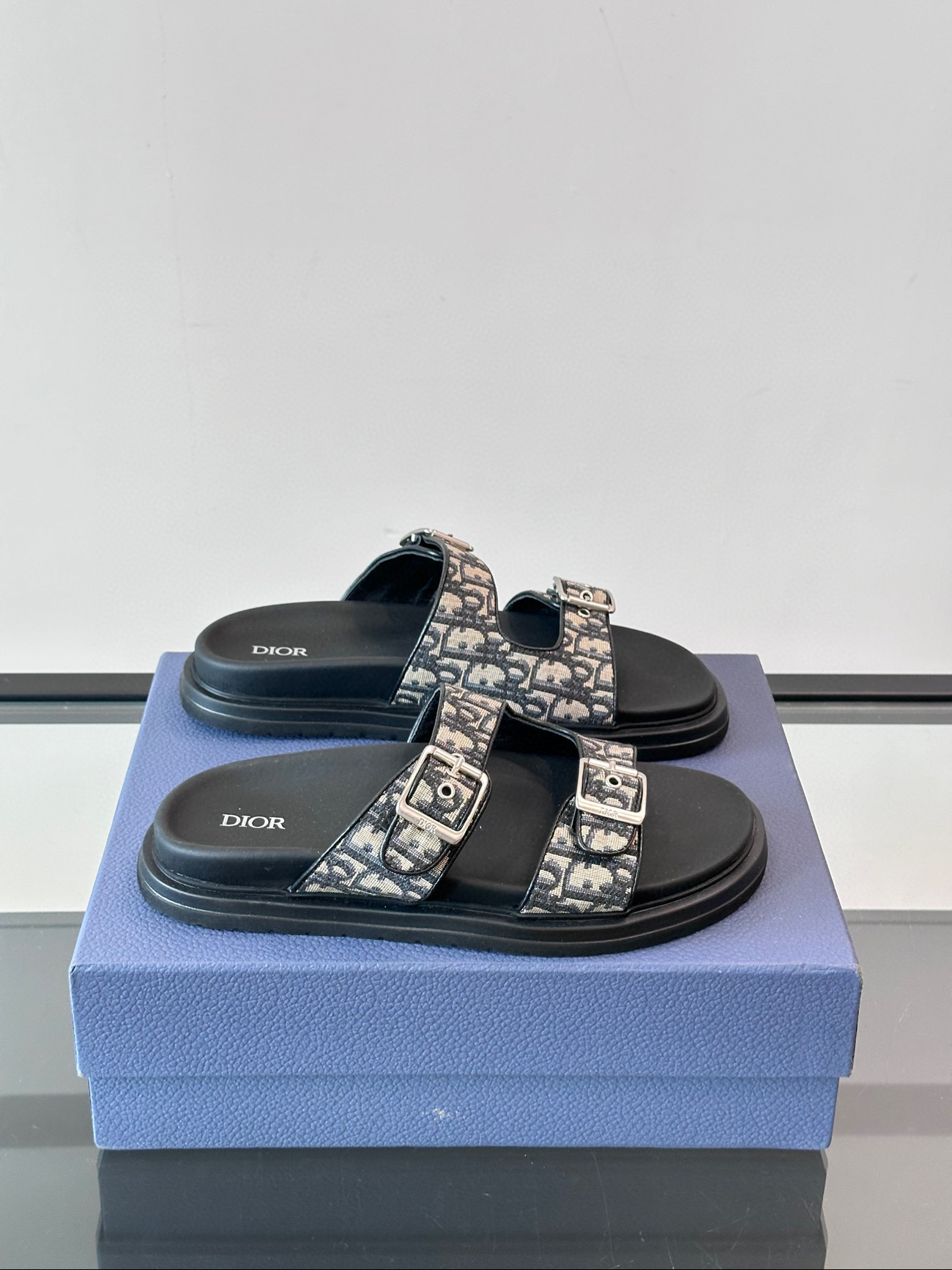 디올 남자 슬리퍼