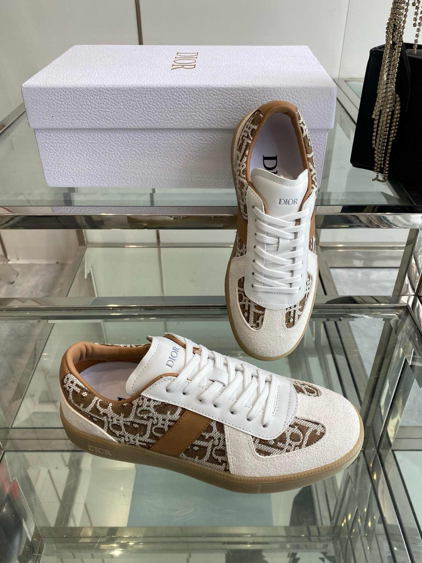 디올 남녀공용 신발 운동화 스니커즈