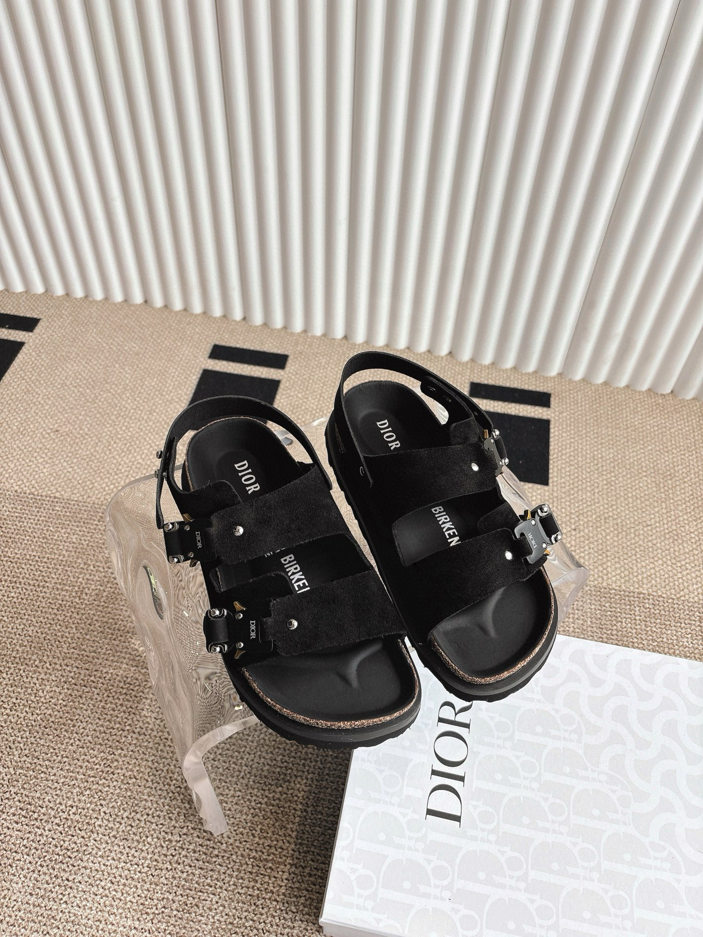 디올 남자 슬리퍼