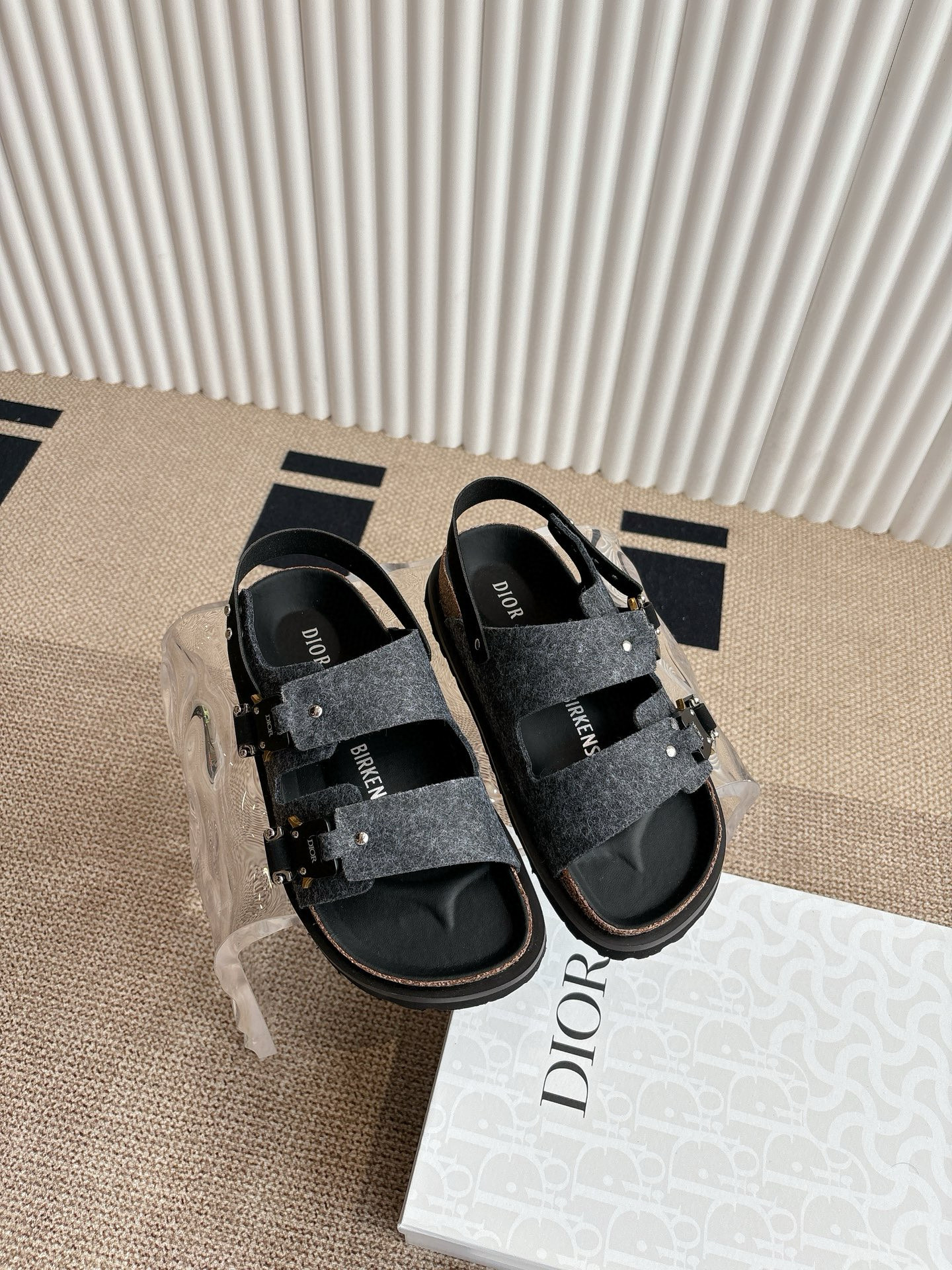 디올 남자 슬리퍼