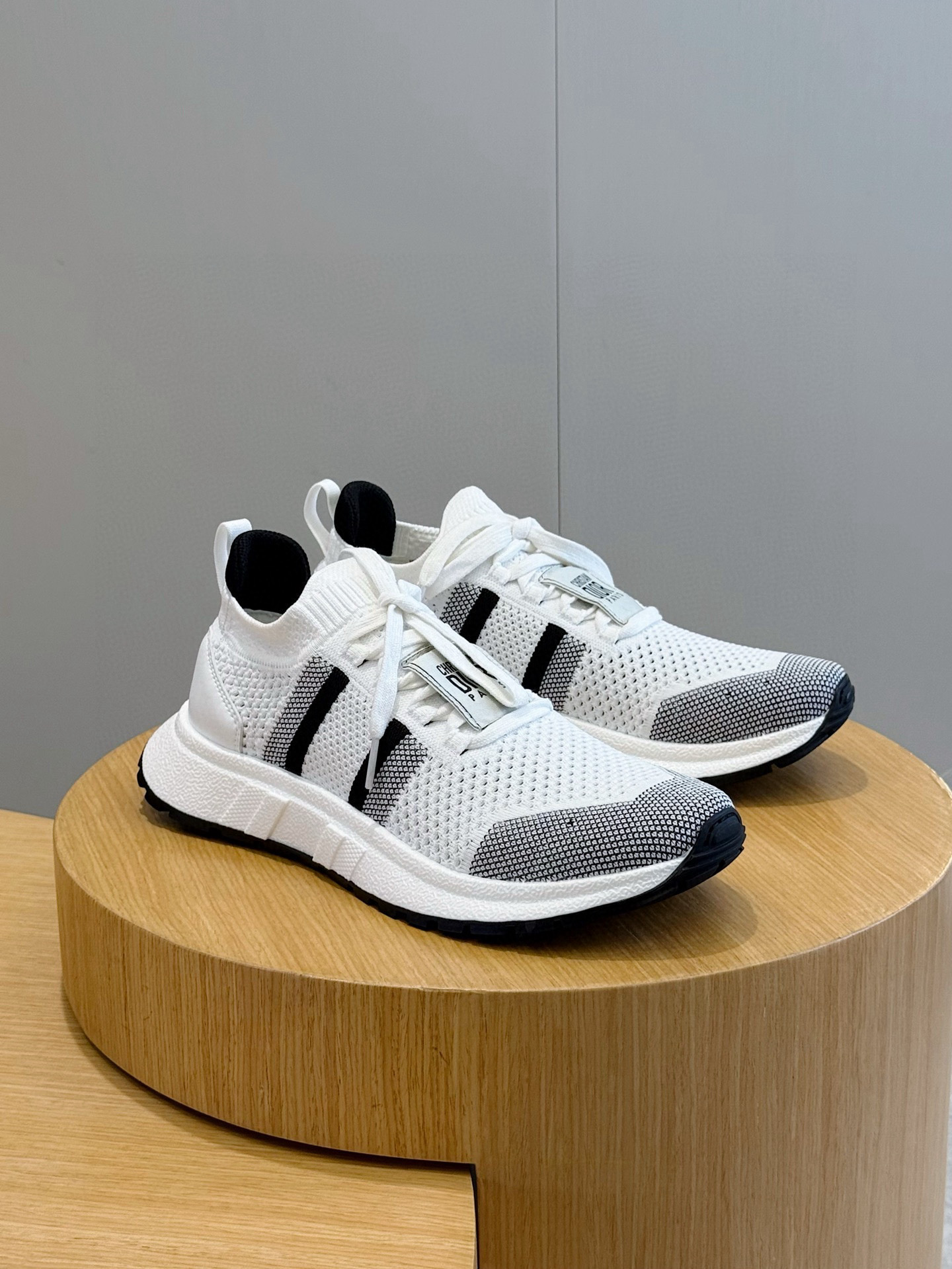 디올 남녀공용 신발 운동화 스니커즈