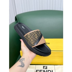 펜디 남자 슬리퍼