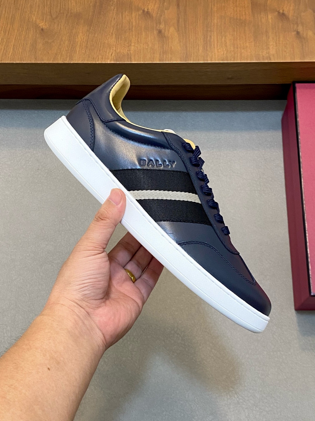 발리 남자 신발 운동화 스니커즈