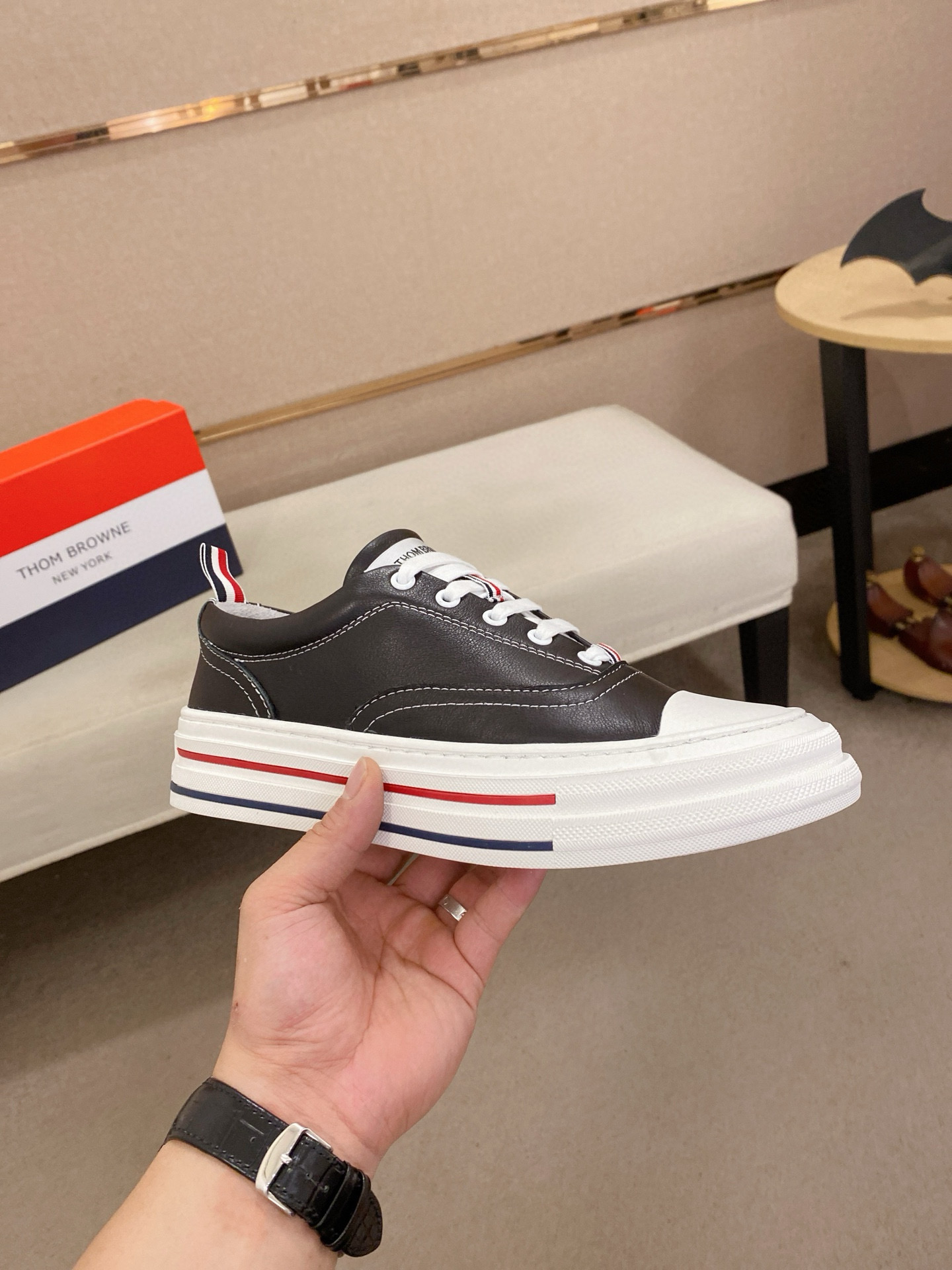 톰브라운 남자 신발 운동화 스니커즈