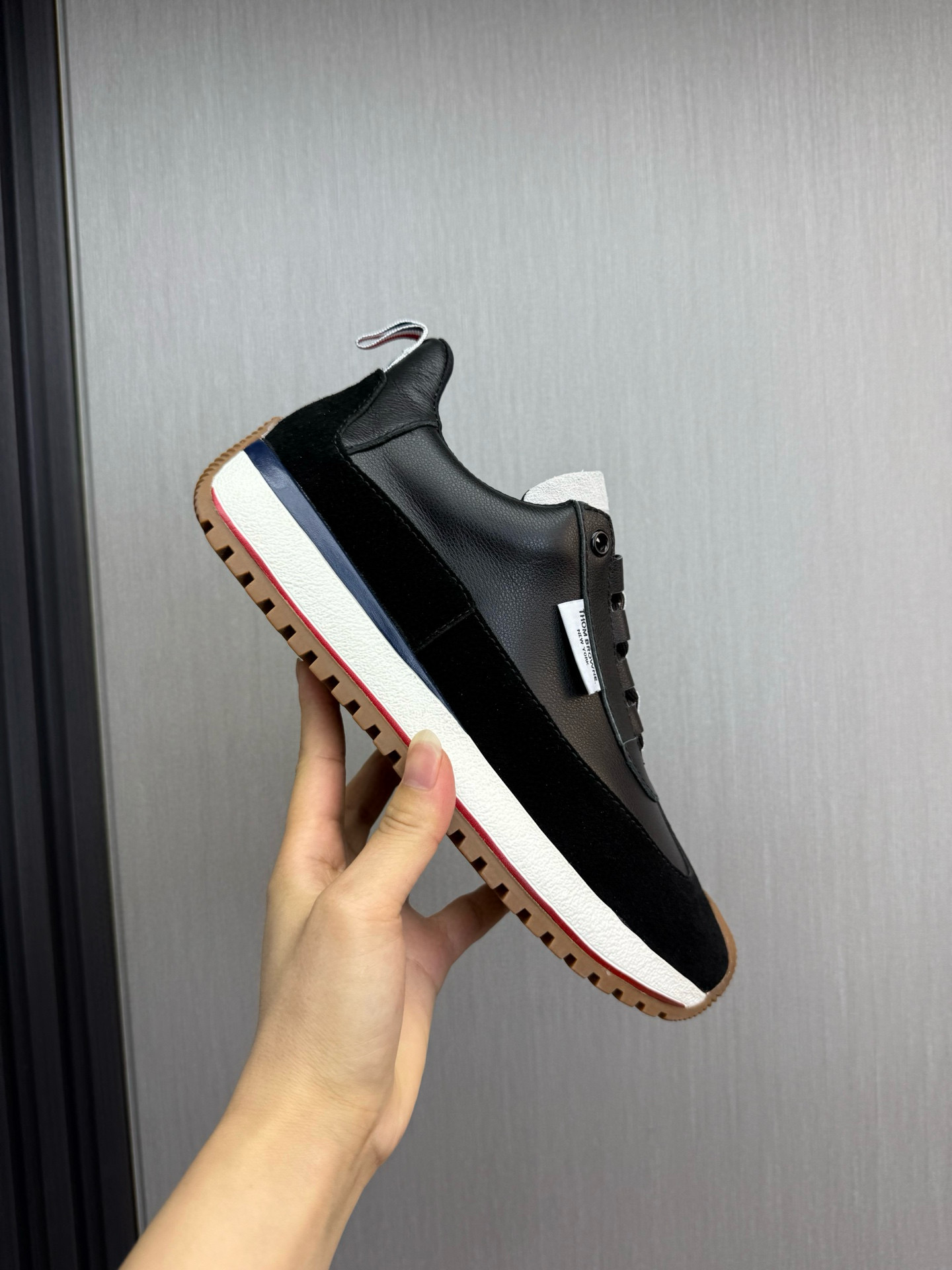 톰브라운 남자 신발 운동화 스니커즈